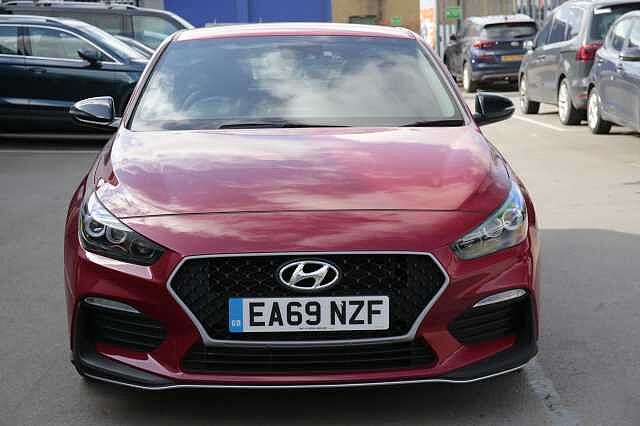 Hyundai i30 Fastback 1.4 T-GDi (140ps) N Line + Nav