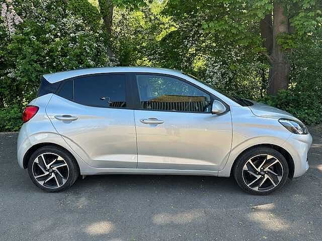 Hyundai I10 1.0 Premium 5 Door Silver