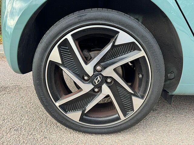 Hyundai i10 1.0 MPi Premium 5dr Auto