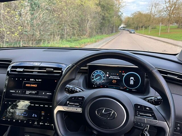 Hyundai TUCSON 1.6 TGDi 48V MHD SE Connect 5dr 2WD DCT Shimmering Silver