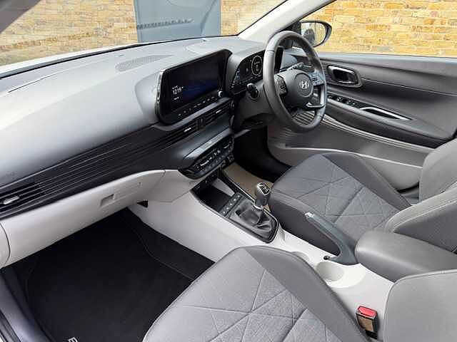 Hyundai BAYON 1.0 TGDi 48V MHEV Ultimate 5dr