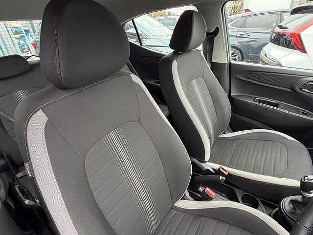 Hyundai i10 1.0 MPi SE Connect 5dr