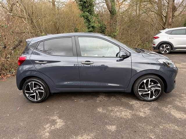 Hyundai i10 1.2 [79] Premium 5dr Auto [Nav]