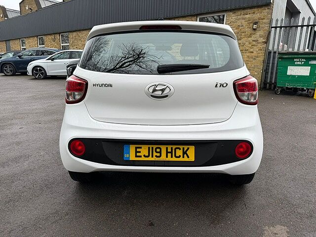Hyundai i10 1.2 SE 5dr Auto