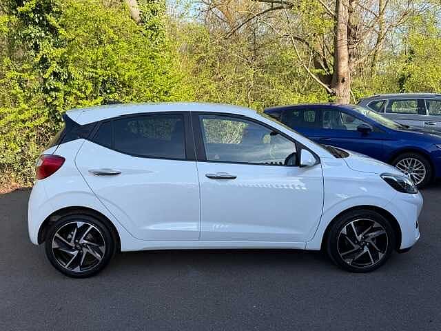 Hyundai i10 1.2 MPi Premium 5dr Auto