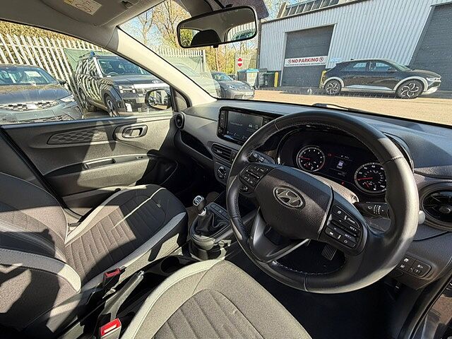 Hyundai i10 1.0 MPi SE Connect 5dr