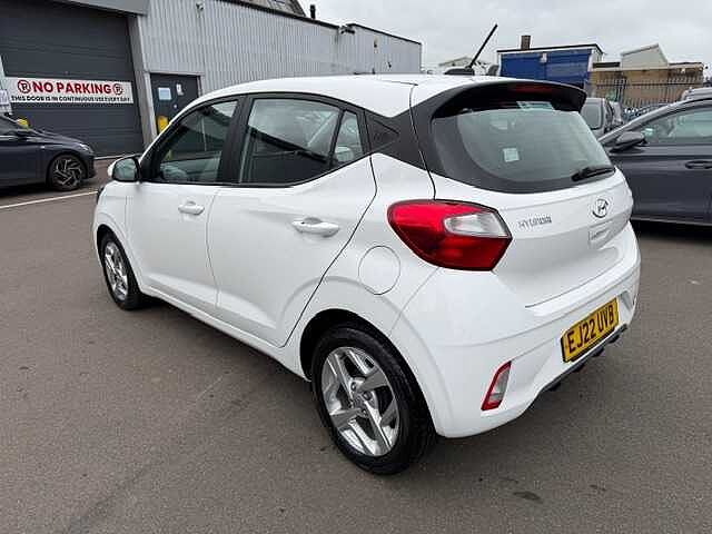 Hyundai i10 1.0 MPi SE Connect 5dr