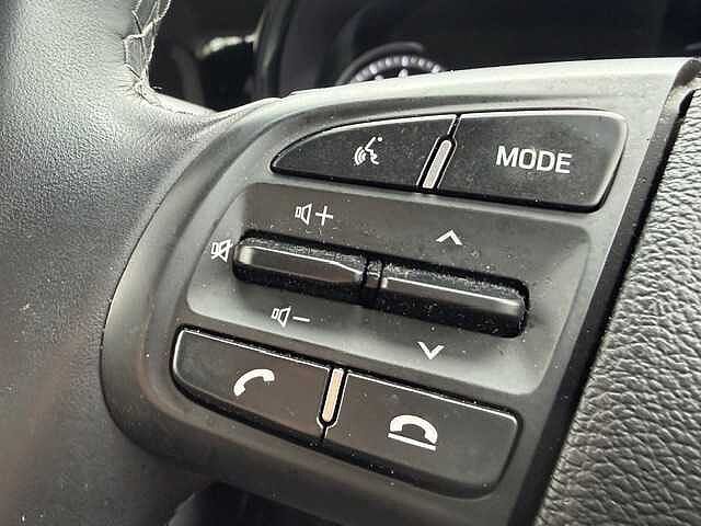 Hyundai i10 1.0 MPi SE Connect 5dr