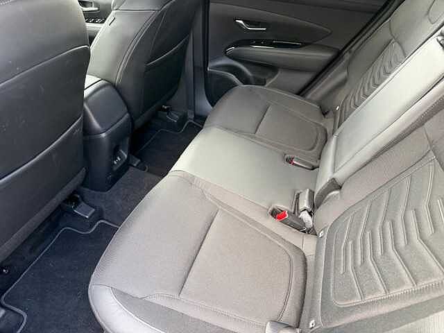 Hyundai TUCSON 1.6T 48V MHD Premium 5dr DCT