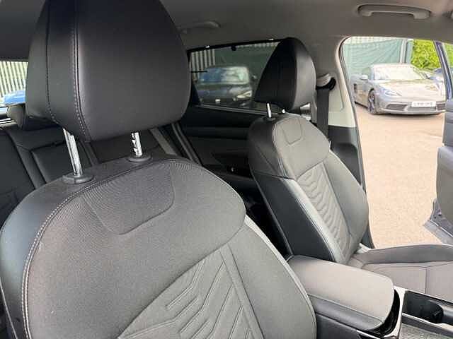 Hyundai TUCSON 1.6T 48V MHD Premium 5dr DCT